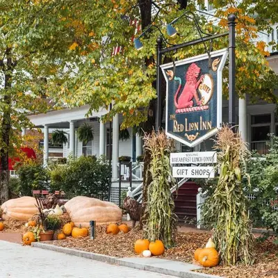 The Red Lion Inn