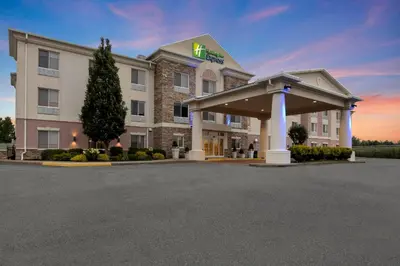 a rendering of a hotel with a parking lot at Holiday Inn Express Hotel & Suites West Coxsackie by IHG in West Coxsackie