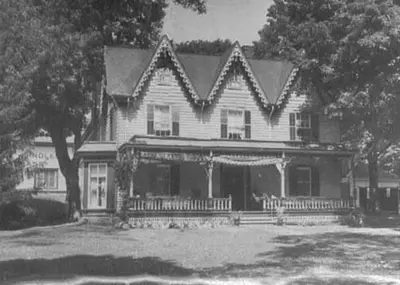 a black and white photo of a house at Stamford Gables Bed and Breakfast in Stamford