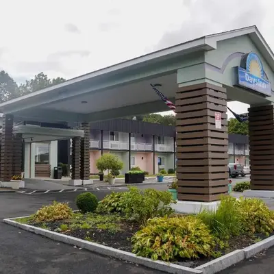 Days Inn by Wyndham Southington