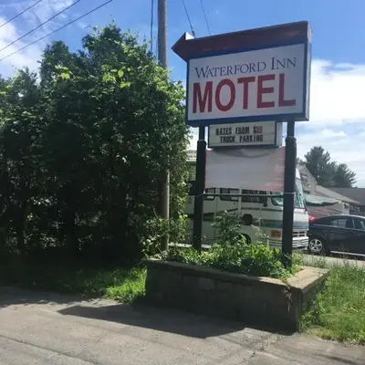 Waterford Inn