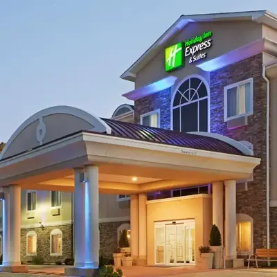 Holiday Inn Express and Suites Meriden by IHG