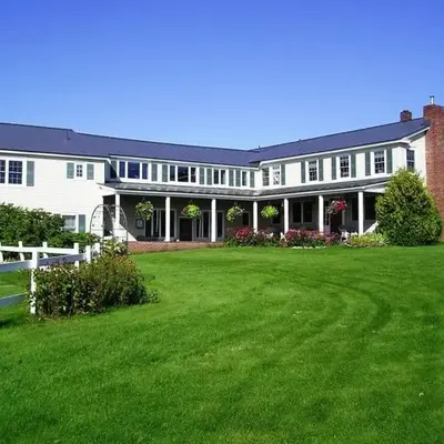 Cooper Hill Inn