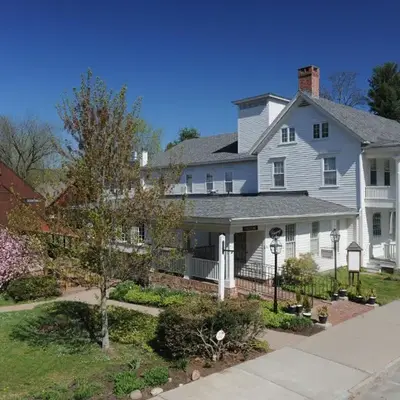 Deerfield Inn