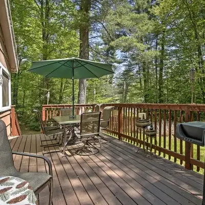 Pet-Friendly Cabin with Fire Pit