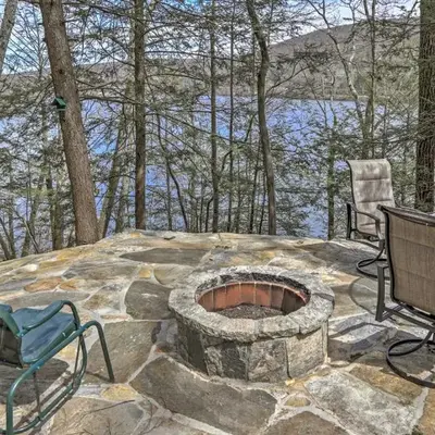 Dainty New Preston Cottage with Dock and Lake Views!