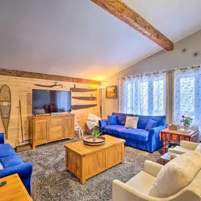 Woodsy Wilmington Condo 7 Mi to Mount Snow!