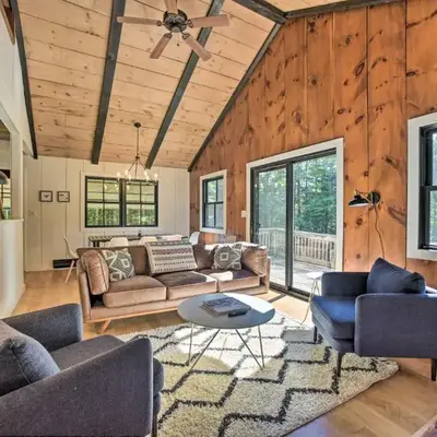 Sleek Cabin with Deck