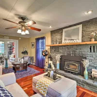 Stylish Suburban Getaway