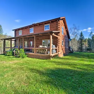 Pet-Friendly New York Cabin with Hot Tub and Game Room