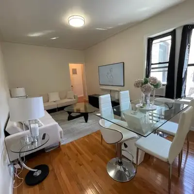 1BR Apt in Sunnyside 15 min to Manhattan
