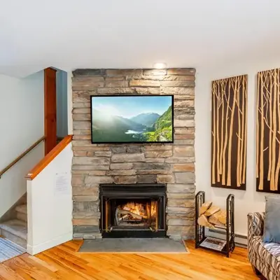 Redwood Retreat in Windham - minutes to Mtn!