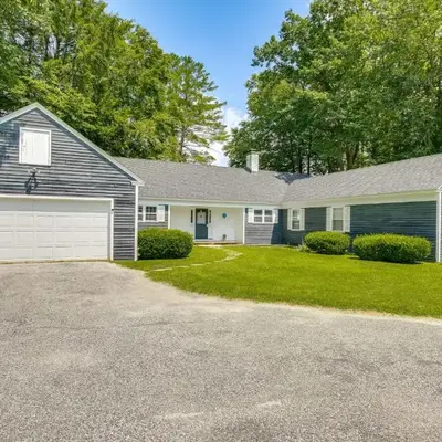 Water-View Home in the Berkshires