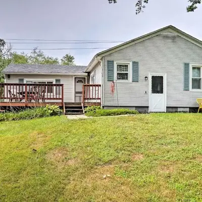Secluded Getaway Less Than 10 Mi to Saratoga Springs!