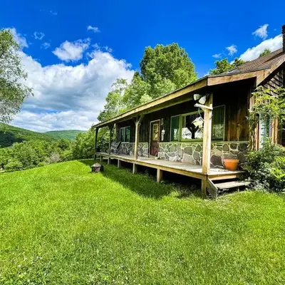 Rustic Roost Cabin