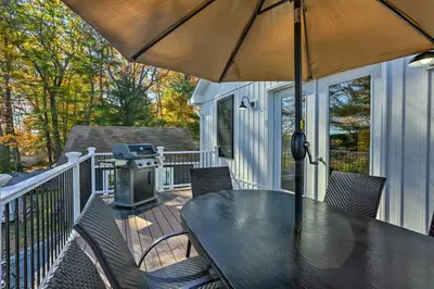 Gallery image of Modern Mohican Lake Abode with Fire Pit and Views in Glen Spey