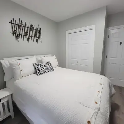 One room for rent shared bathroom and kitchen