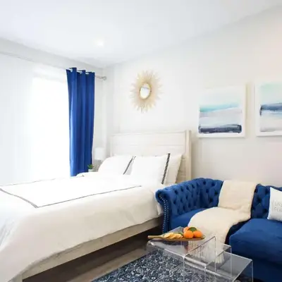 240-15 Luxury Studio Prime Location W&D