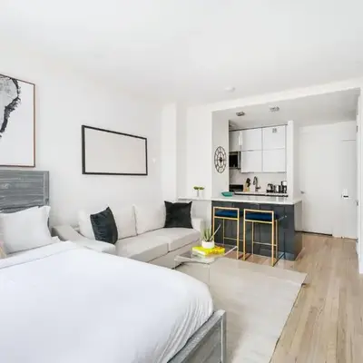 1597-10 New Studio Upper East Side W&D in unit