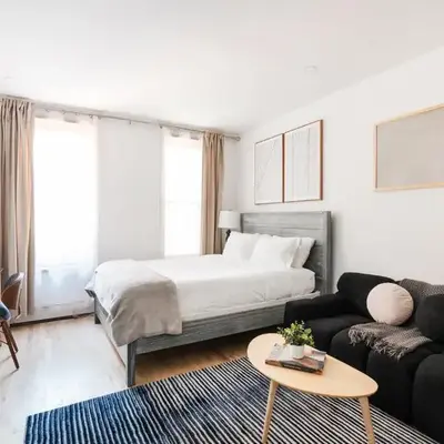 1597-14 New Renovated Studio rime UES - W D