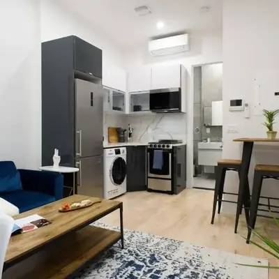78-4D Quality 1br W&D SKYLIGHT By Central Park