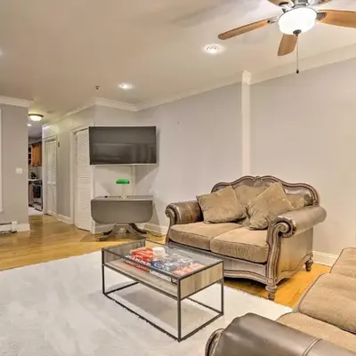 Hoboken Condo Walk to Public Transit!