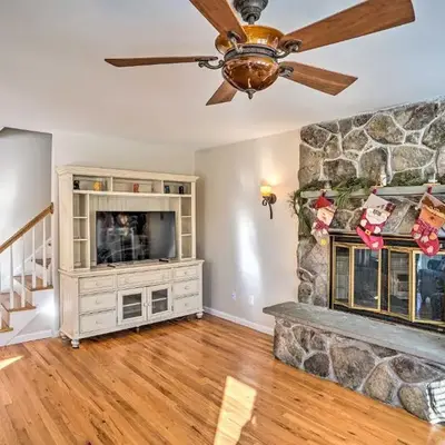 Pet-Friendly Beacon Area Vacation Rental 6 Acres