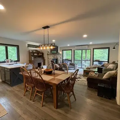 Mountain Condo with Modern Cabin Style