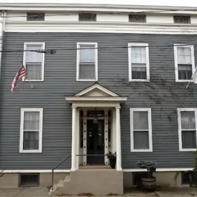Hudson Valley Retreat in Downtown Hudson
