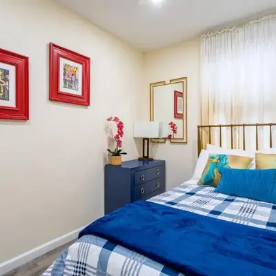Luxe Retreat 2 Bedroom Hideaway Minutes from NYC
