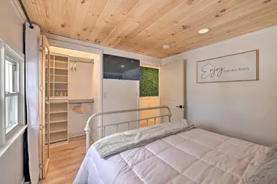 Gallery image of Modern Apartment Near Hiking and Race Course in Saratoga Springs