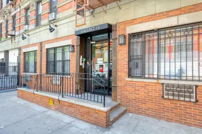 Gallery image of Hip E Village 2BR w WD nr L Train NYC-824 in New York