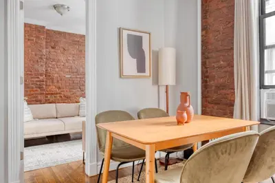 Gallery image of Hip E Village 2BR w WD nr L Train NYC-824 in New York