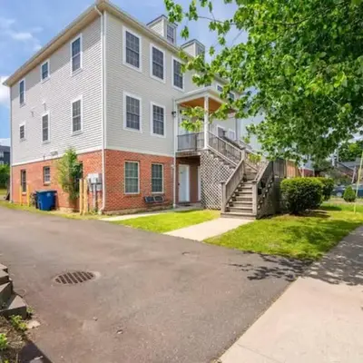 Gorgeous Waterfront 3 Bedroom