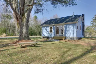 Gallery image of Cozy Catskills Tiny Home about 3 Mi to Bethel Woods! in Swan Lake
